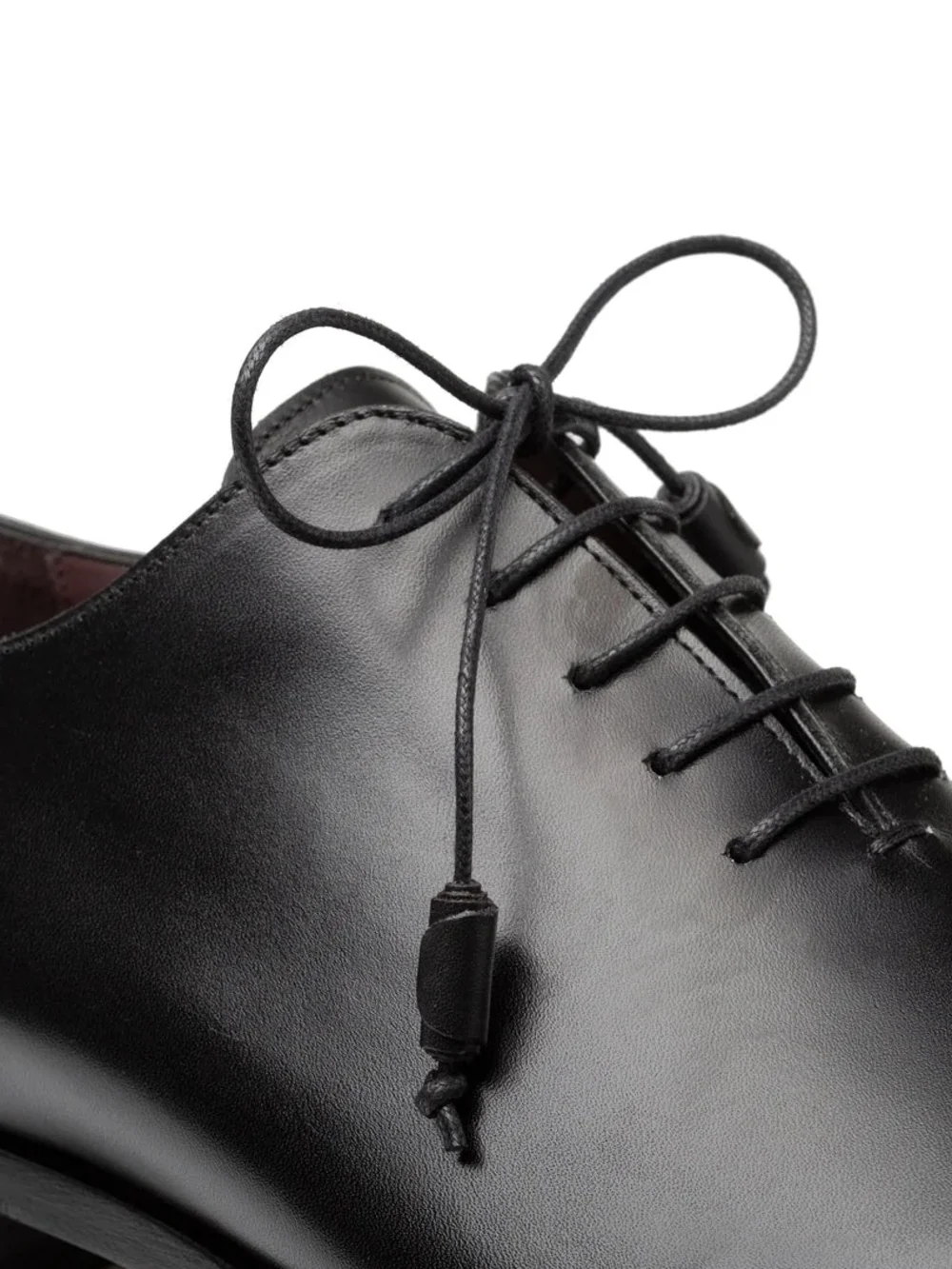 Mezlan sleek wholecut